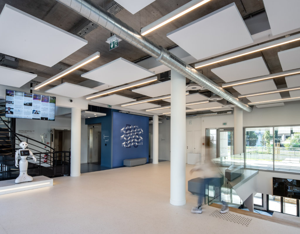 hall accueil école architecture intérieur
