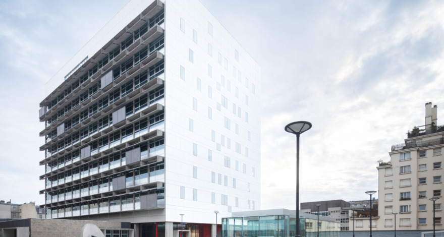 Vue extérieure de l'université Necker