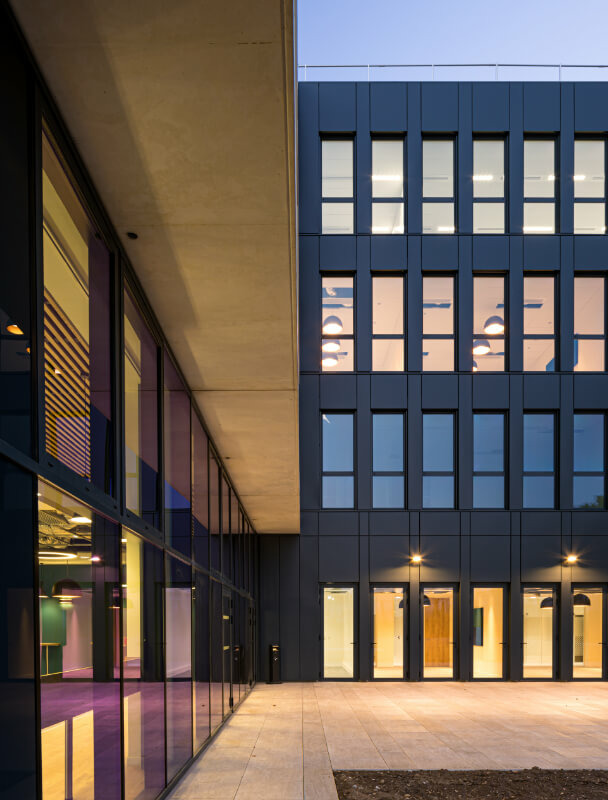 Cours de l'immeuble Le Onze à Lyon