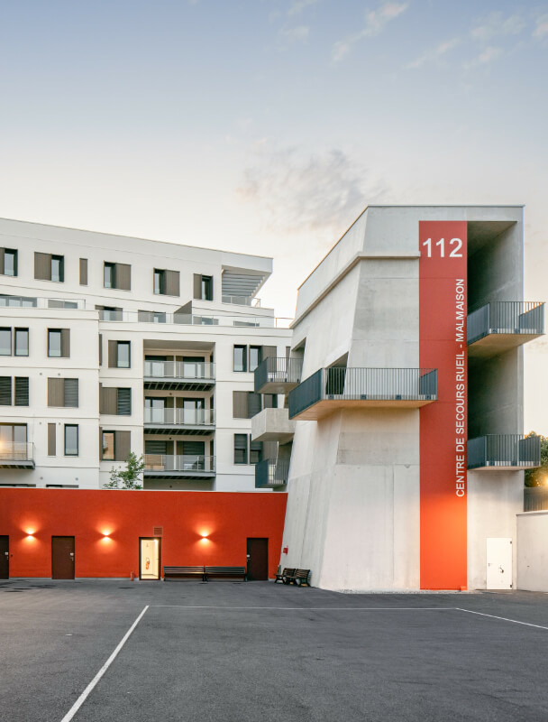 Caserne de rueil vue de dehors