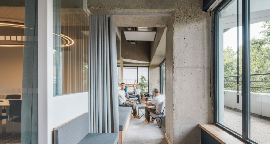Intérieur bureaux brune