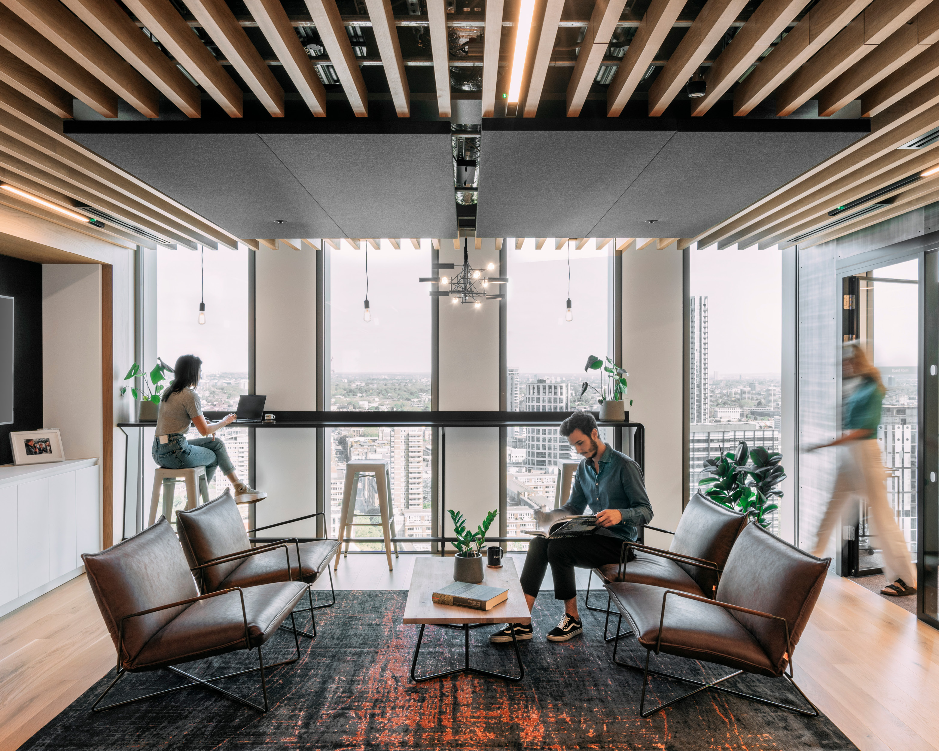 Hylo bureau