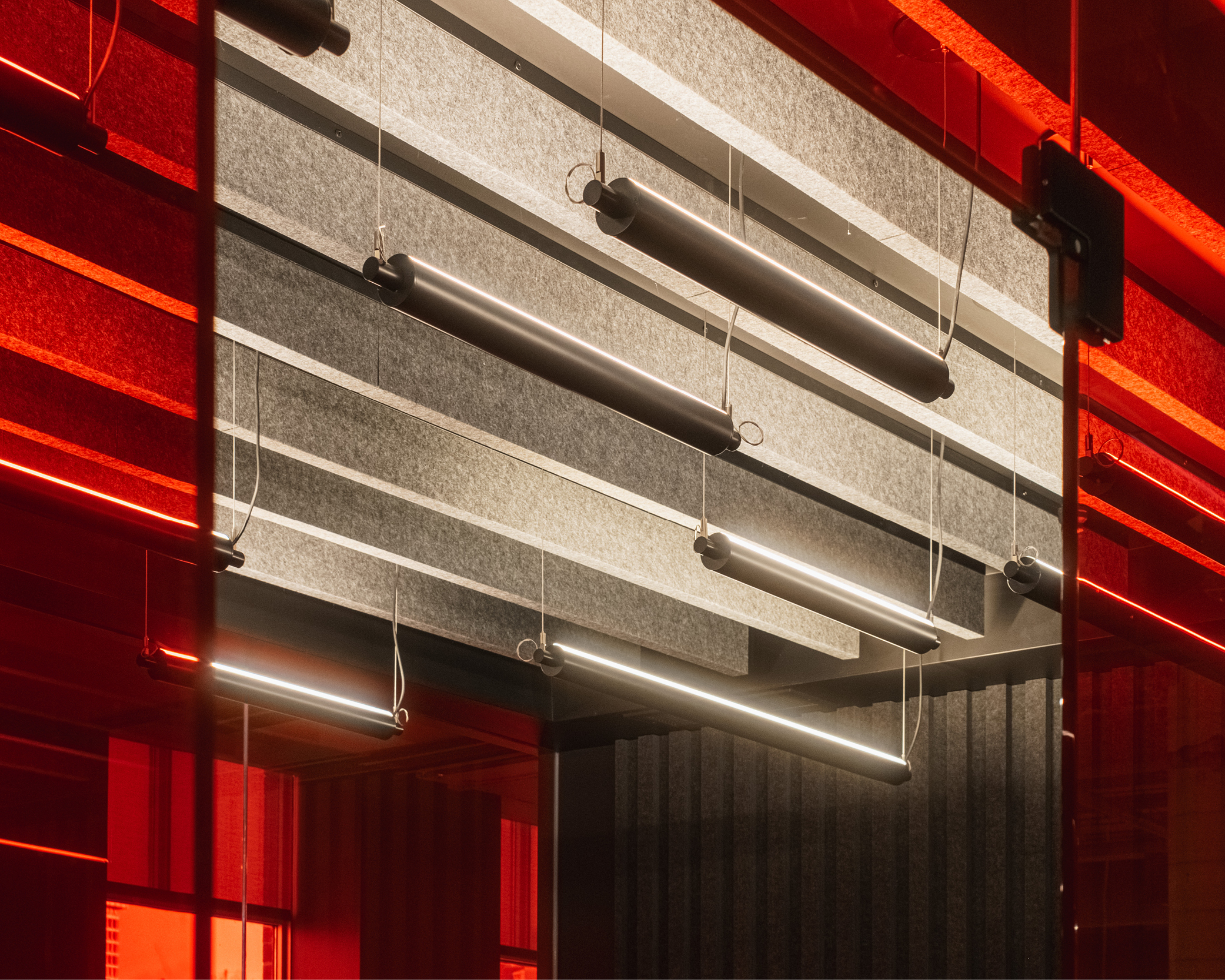 Designing Light to Foster Creativity: Use Case of a Video Game Design Studio