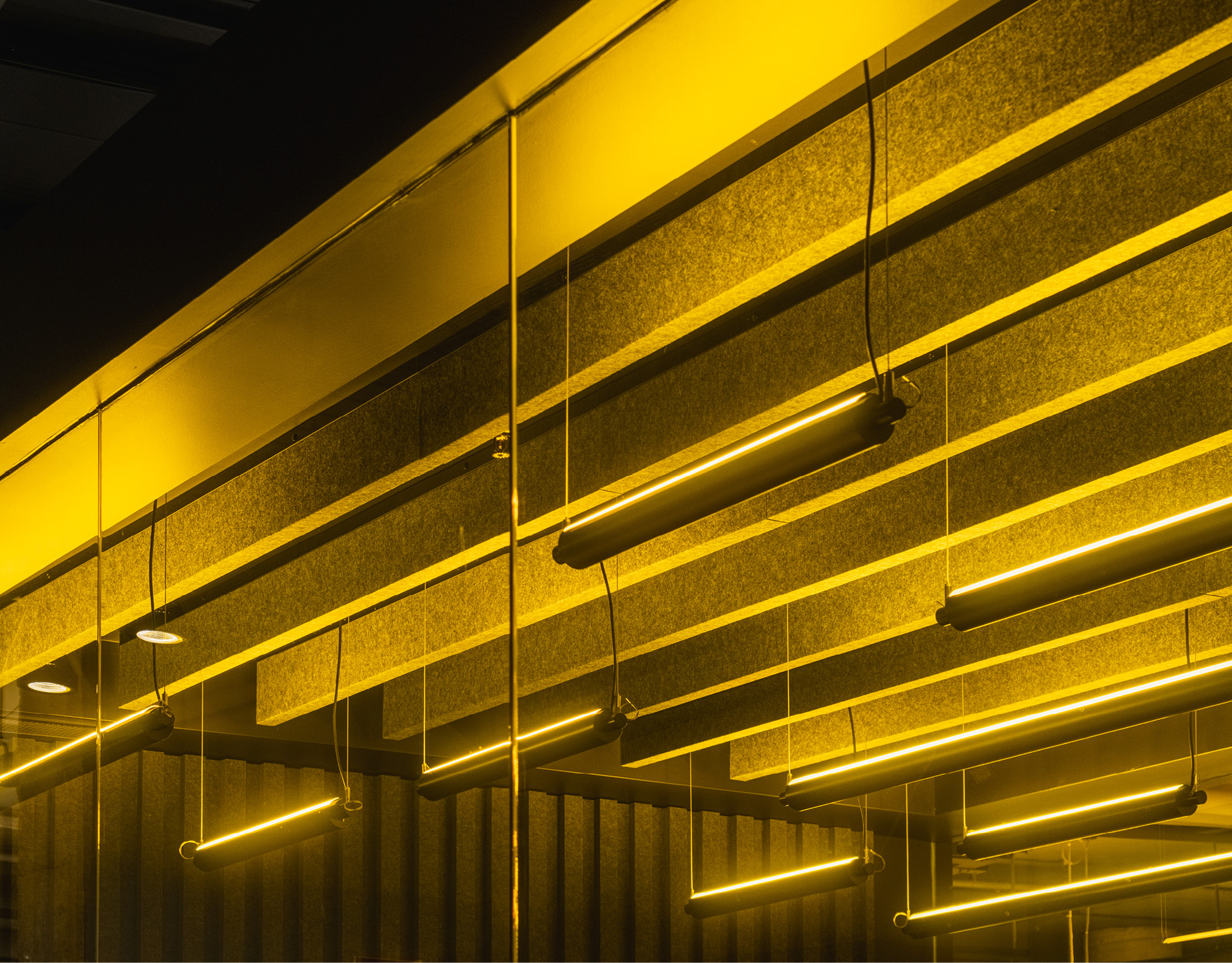 Designing Light to Foster Creativity: Use Case of a Video Game Design Studio