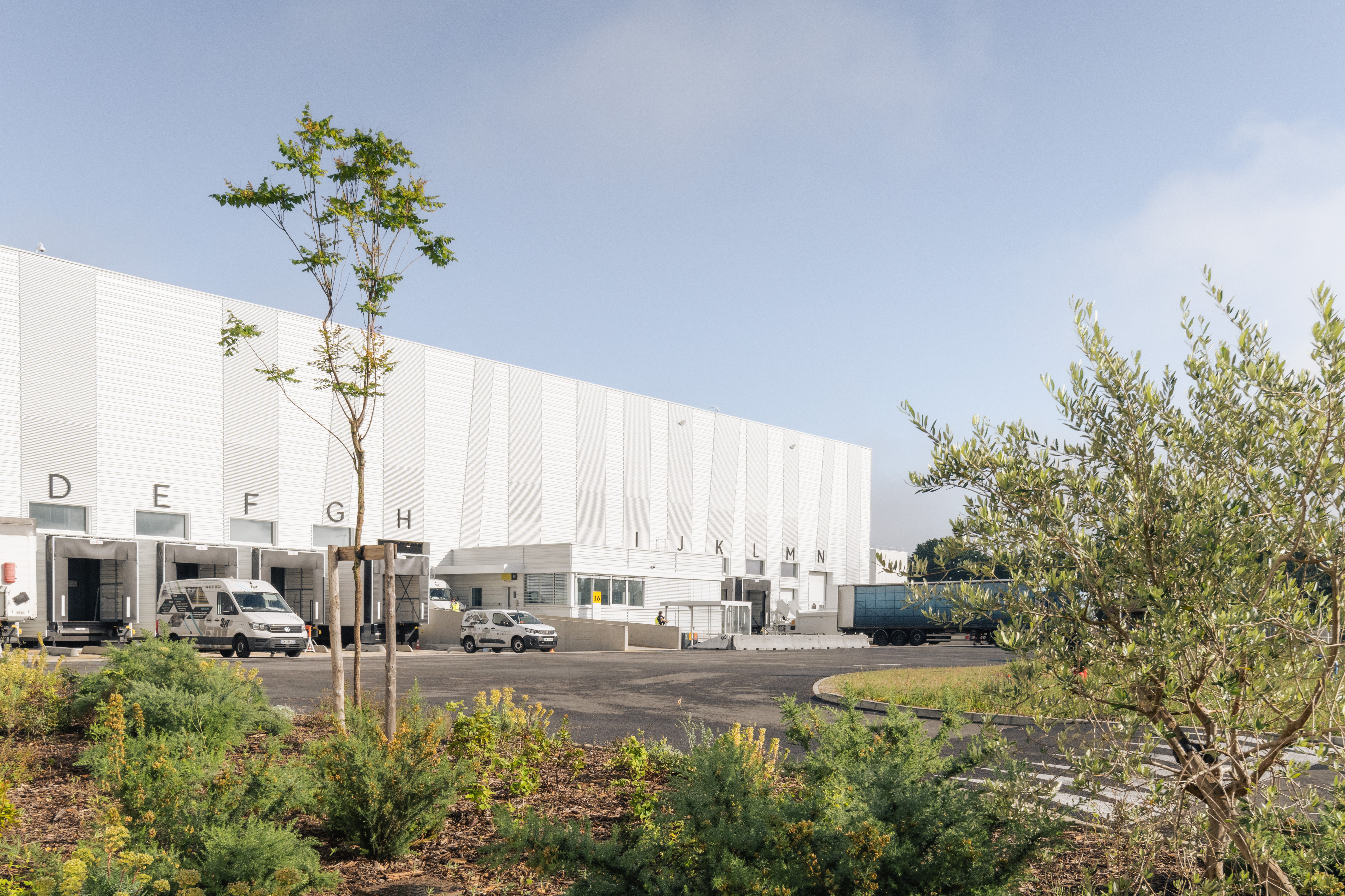 Campus France de Sartorius à Aubagne : un an après la livraison, retour sur un projet mixte mêlant bureaux, laboratoires et logistique